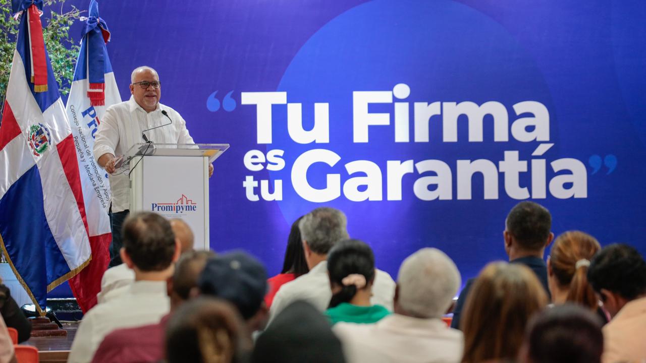 Promipyme entrega RD$29 millones en créditos a 187 microempresarios de Bahoruco